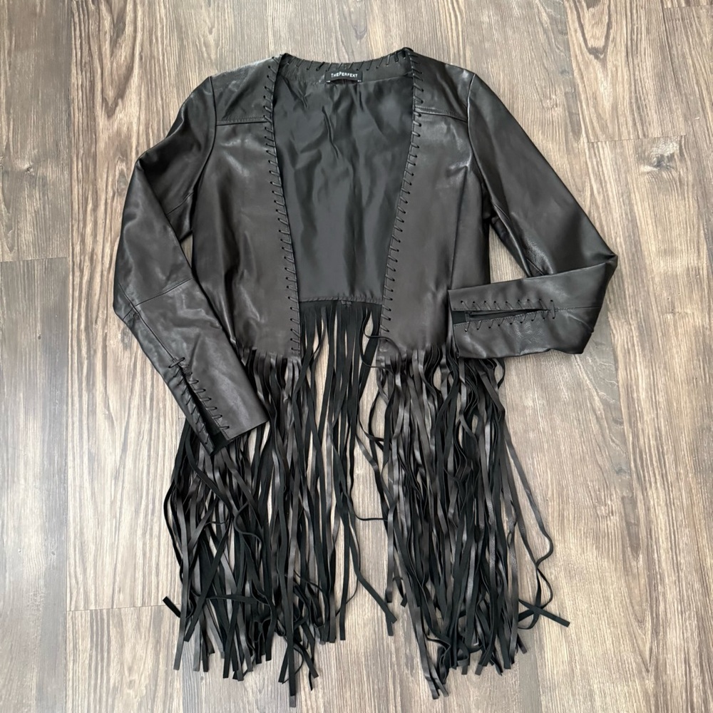 ThePerfext Christy Fringe Trim Accent Western Genuine Leather Jacket - Picture 2 of 16